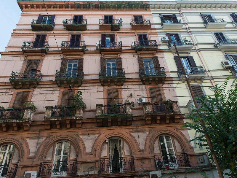 ホテル Napoli'S Gold エクステリア 写真
